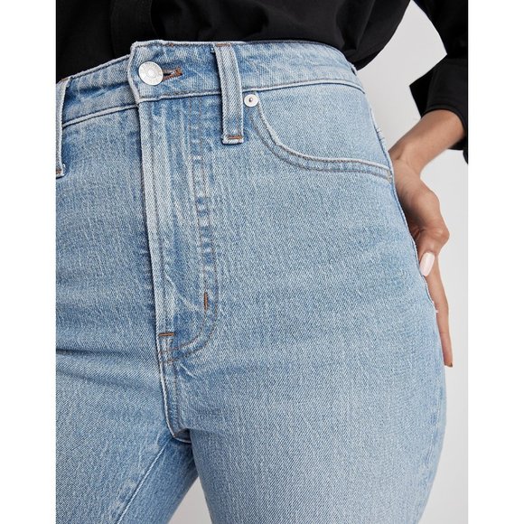 The Perfect Vintage Straight Jean in Ferman Wash 29 - Picture 4 of 5